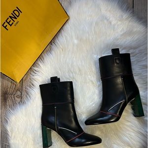 🍃 FENDI Leather Ankle Boot 🍃